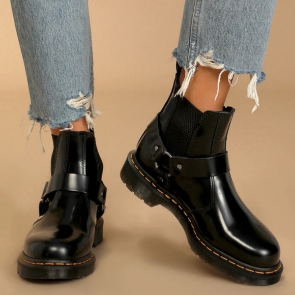 Dr. Martens Shoes - Dr. Martens Wincox Smooth Leather Buckle Boots